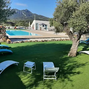 Borgo Rurale Cares Farm stay